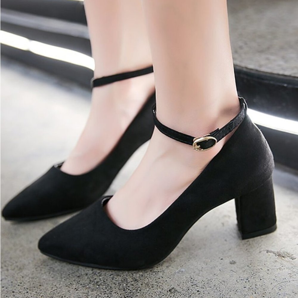 NEW✨ Black Suede Heels Ankle Strap